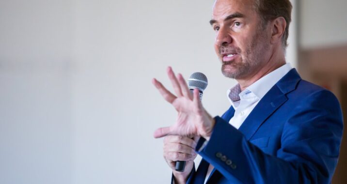 Workhelix sinks years of research to help businesses understand where