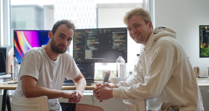 Use of browser, the tool that facilitates AI agents to