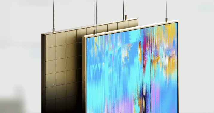 Deviantart's founder makes a $ 22,000 display for digital art