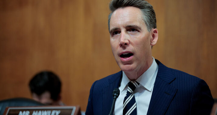 Senator Hawley to investigate meta after reporting finds AI Chatbots