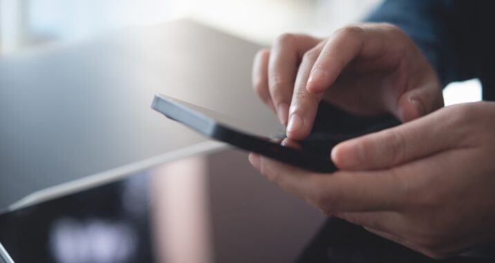 Dedicated Vibe mobile apps have so far failed to win