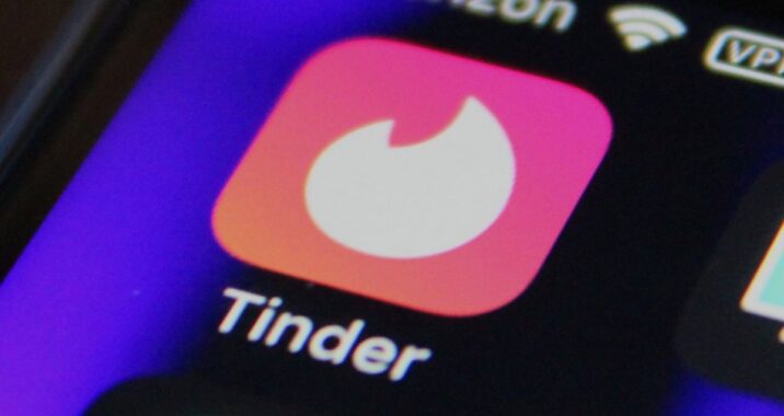 Tinder to use artificial intelligence to meet users, tap Camera
